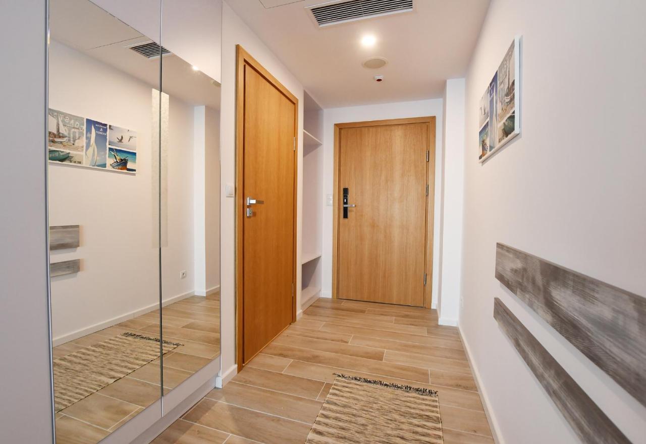 Apartament 409 Z Widokiem Na Morze - Seaside โควอบเซก ภายนอก รูปภาพ