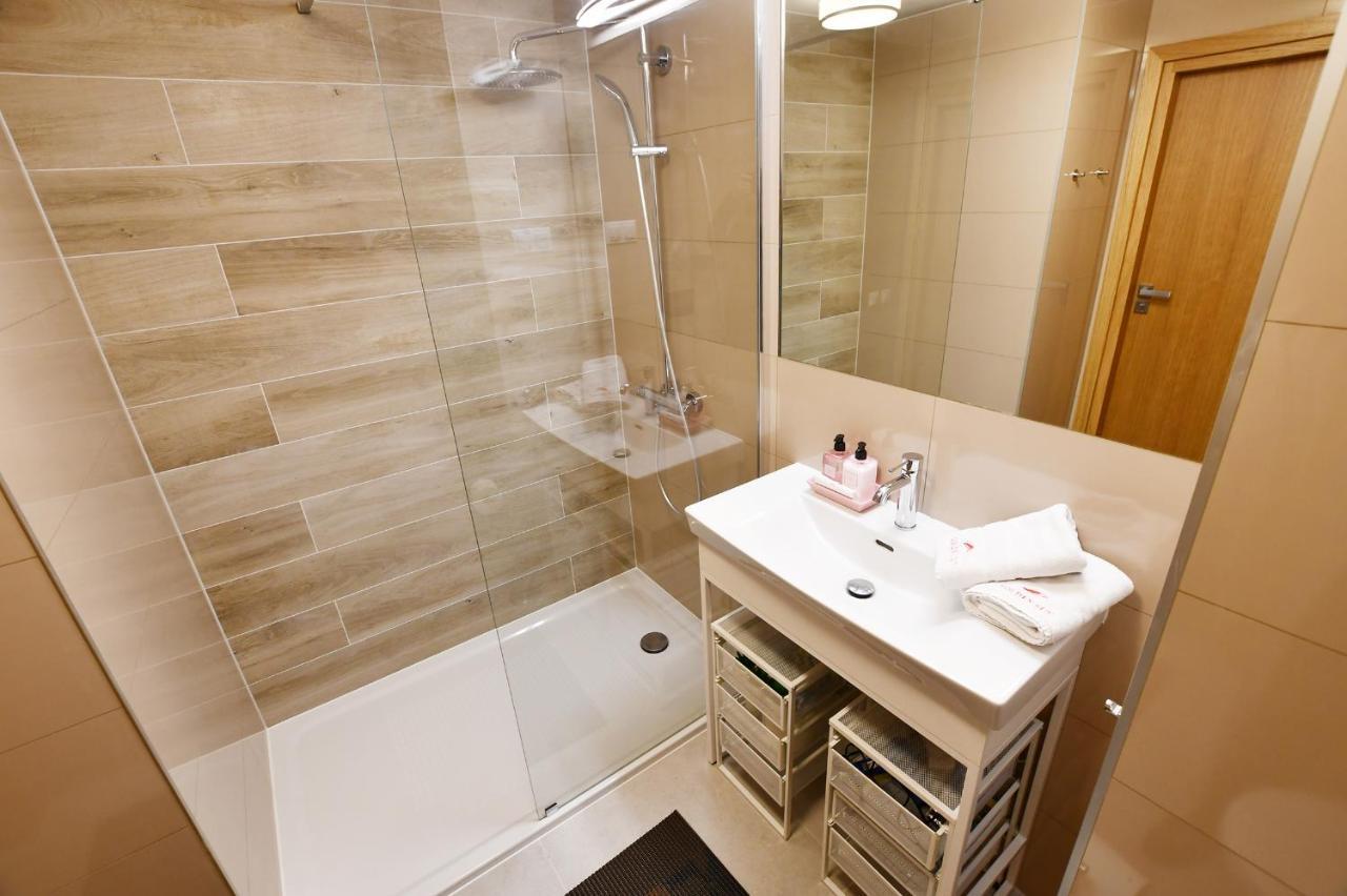 Apartament 409 Z Widokiem Na Morze - Seaside โควอบเซก ภายนอก รูปภาพ